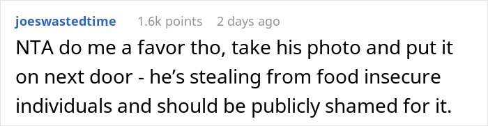 Woman Gets Into A Fight With Her Husband Over Him Taking Food From The Needy, He Refuses To Stop Woman Gets Into A Fight With Her Husband Over Him Taking Food From The Needy, He Refuses To Stop