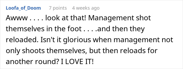 Management Tell Employees They Can't Use Their Phones After Work, Regret It Almost Immediately Management Tell Employees They Can't Use Their Phones After Work, Regret It Almost Immediately