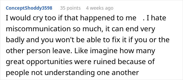 Foreigner Thinks He's Being Kicked Out Of A Coffee Shop Because Of His Ethnicity, Barista Realizes His Mistake Too Late