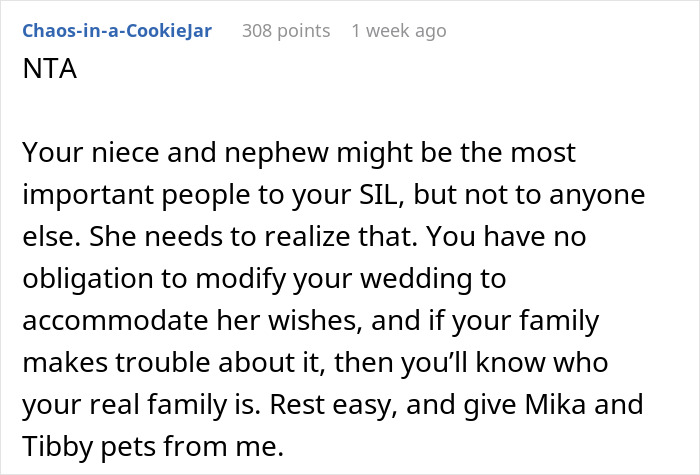 Couple Decide To Use Their Pets To Fill Out Roles In Their Wedding, SIL Is Angry They Didn't Include Her "Rainbow" Kids Instead Couple Decide To Use Their Pets To Fill Out Roles In Their Wedding, SIL Is Angry They Didn't Include Her "Rainbow" Kids Instead