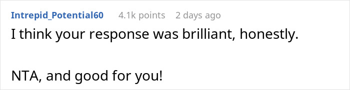 Woman Gets Fat-Shamed At A Gym And Is Ordered To ‘Put On A Shirt’ By Entitled Girl Saying That Her Outfit Is ‘Unsanitary’ Woman Gets Fat-Shamed At A Gym And Is Ordered To ‘Put On A Shirt’ By Entitled Girl Saying That Her Outfit Is ‘Unsanitary’