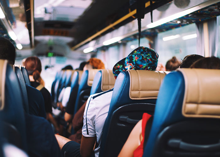 Woman Thinks She’s Entitled To Cut In Line Then Demand Things Be Moved From The Overhead Shelves, So This Man Teaches Her A Lesson Woman Thinks She’s Entitled To Cut In Line Then Demand Things Be Moved From The Overhead Shelves, So This Man Teaches Her A Lesson