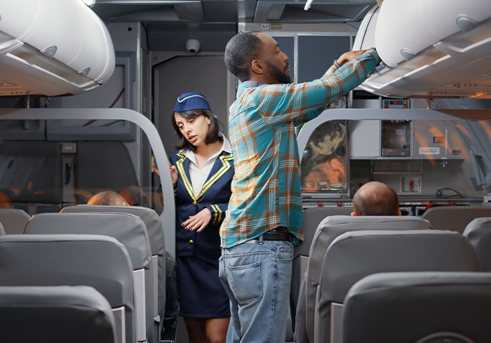 "If I Leave He's Going To Touch My Babies": Entitled Parent Causes A Scene On A Plane After A Guy Refused To Back Down And Switch Seats With Her "If I Leave He's Going To Touch My Babies": Entitled Parent Causes A Scene On A Plane After A Guy Refused To Back Down And Switch Seats With Her