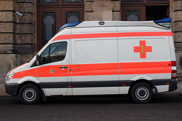 Man Thinks He Shouldn’t Have To Disrupt His Plans To “Cater To His Wife” After Family Emergency Leaves Her Anxious And Alone Man Thinks He Shouldn’t Have To Disrupt His Plans To “Cater To His Wife” After Family Emergency Leaves Her Anxious And Alone