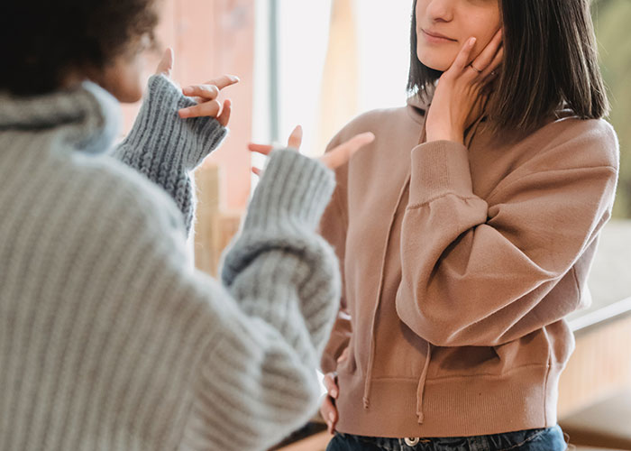 Woman Shares Her Experience With A Friend Who Brought Almost No Money On Vacation Woman Shares Her Experience With A Friend Who Brought Almost No Money On Vacation