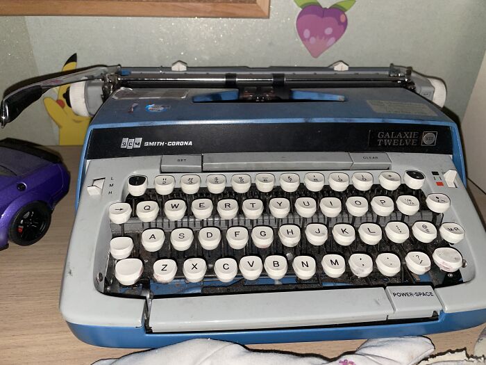 Vintage Fully Working Typewriter!