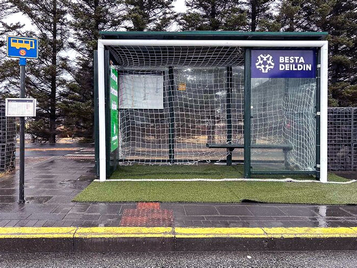 For Me, This Is A Great Idea To Transform A Bus Stop And The Bus Shelter Into This