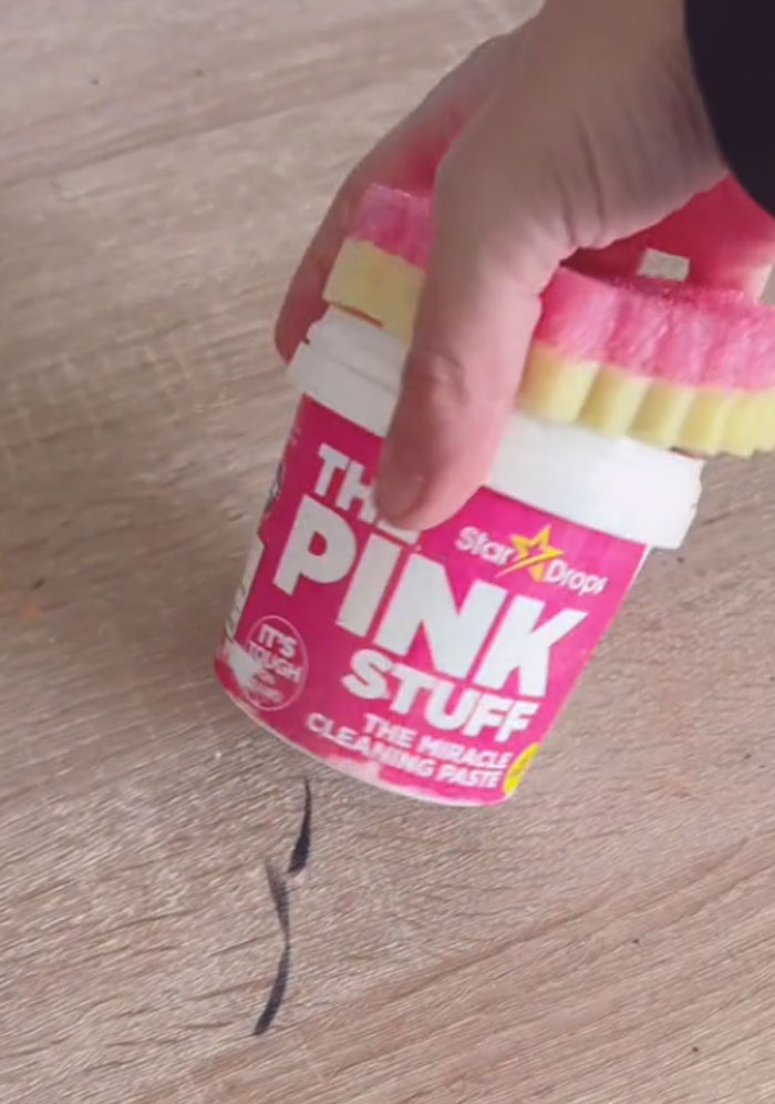 Mom Shows The Transformation Of Her Daughter’s Room Before And After Cleaning, A Lot Of People Are Not Happy About It Mom Shows The Transformation Of Her Daughter’s Room Before And After Cleaning, A Lot Of People Are Not Happy About It