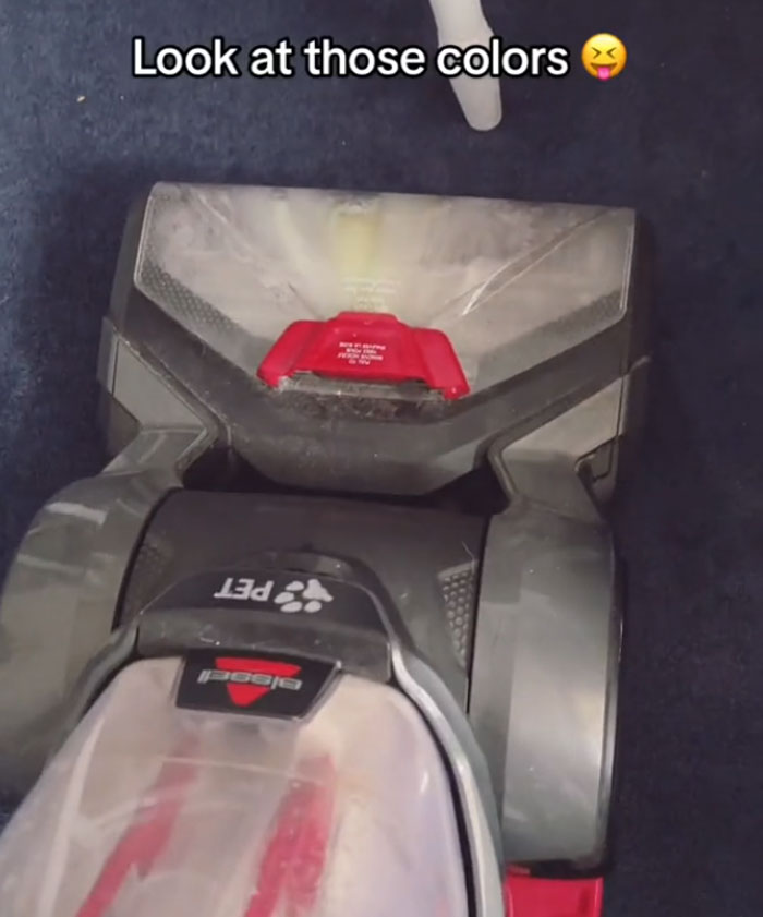 Mom Shows The Transformation Of Her Daughter’s Room Before And After Cleaning, A Lot Of People Are Not Happy About It Mom Shows The Transformation Of Her Daughter’s Room Before And After Cleaning, A Lot Of People Are Not Happy About It