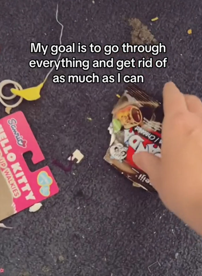 Mom Shows The Transformation Of Her Daughter’s Room Before And After Cleaning, A Lot Of People Are Not Happy About It Mom Shows The Transformation Of Her Daughter’s Room Before And After Cleaning, A Lot Of People Are Not Happy About It