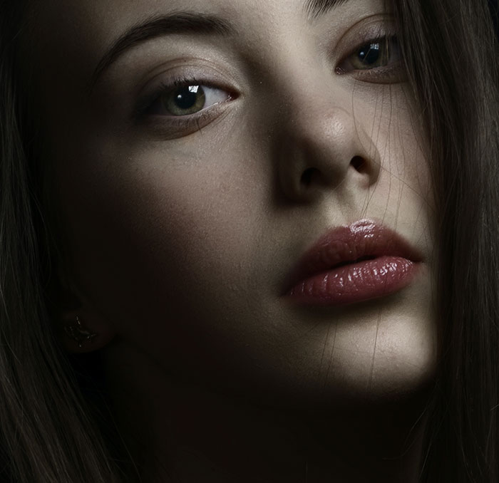 30 Extremely Embarrassing Things These Internet Users Told People They Wanted To Impress