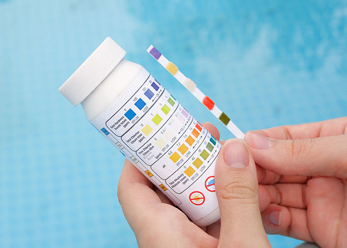 “This Situation Is Driving Me Crazy”: Mom Vents Online About The Unfair Way She And Her Toddler Were Treated At Her Sister’s Home, Receives Backlash Instead