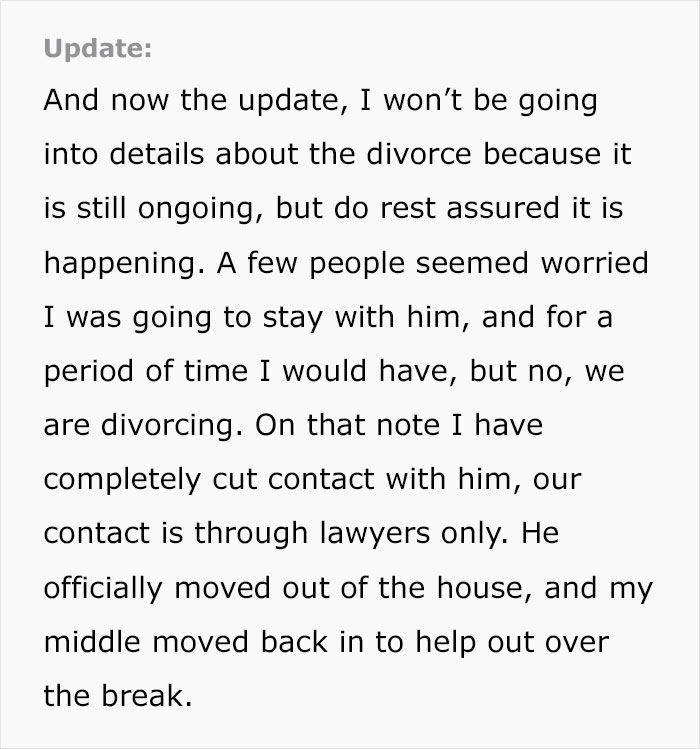 Woman Accidentally Discovers Her Husband Has Been Living A Double Life For The Past 17 Years Woman Accidentally Discovers Her Husband Has Been Living A Double Life For The Past 17 Years