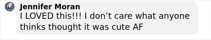 44-Year-Old Kourtney Kardashian Announces Her Pregnancy At Blink-182 Concert And Shows Off Her Baby Bump 44-Year-Old Kourtney Kardashian Announces Her Pregnancy At Blink-182 Concert And Shows Off Her Baby Bump