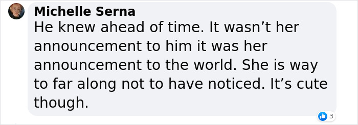 44-Year-Old Kourtney Kardashian Announces Her Pregnancy At Blink-182 Concert And Shows Off Her Baby Bump 44-Year-Old Kourtney Kardashian Announces Her Pregnancy At Blink-182 Concert And Shows Off Her Baby Bump
