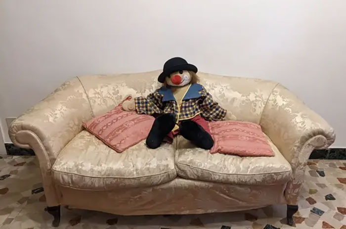 My Apartment In Venice Has This Clown In Their Lobby That They Dress/Undress/Reposition According To The Time Of Day. I Never Saw It Happen But It's Right In Front Of Our Room And It Gave Me The Creeps When I First Saw It