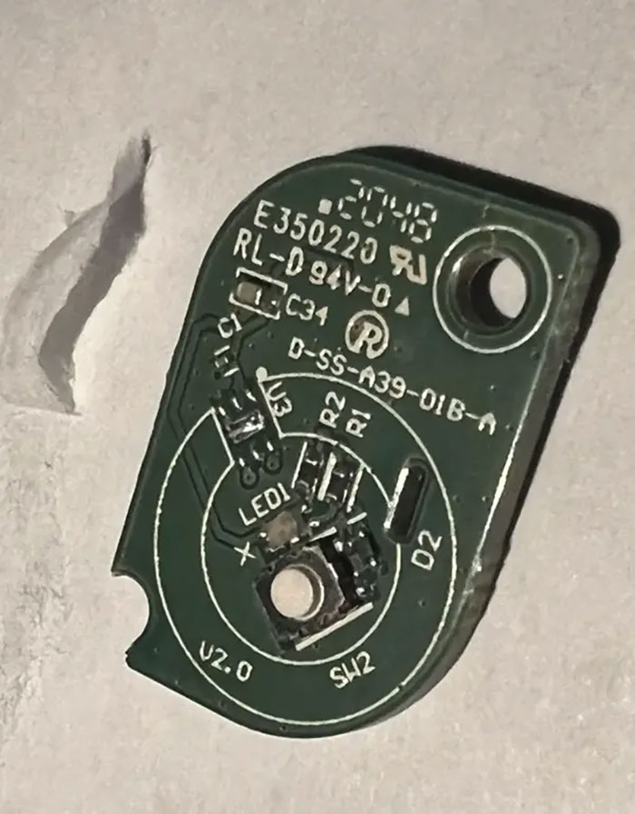 Small Circuit Board Mailed To Me With No Return Address, Taped To A Piece Of Paper With The Coordinates To My House Printed On It. That Was The Only Thing In The Envelope. No Clue What This Is Or What It Might Be For, I Definitely Didn’t Order It And I’m Not Sure Why It Has No Return Address