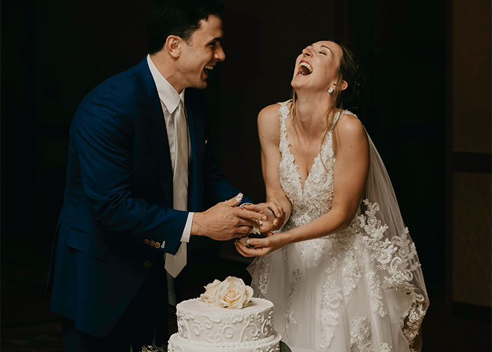 30 "They're Not Gonna Last Long" Moments Shared By Wedding Photographers