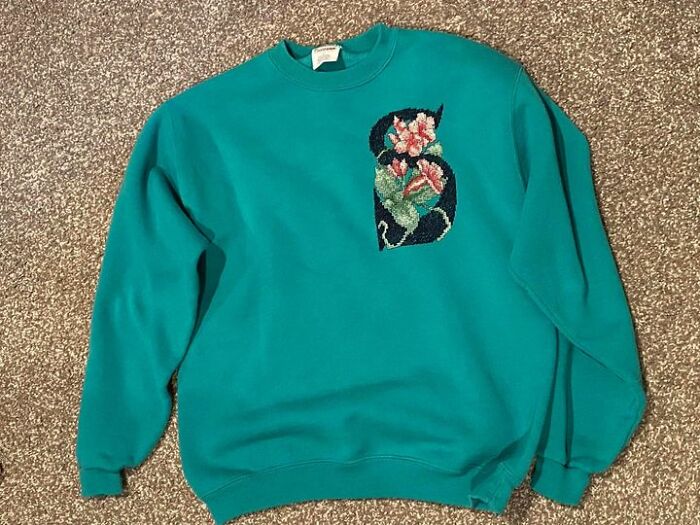 Weird-Secondhand-Finds-Pictures