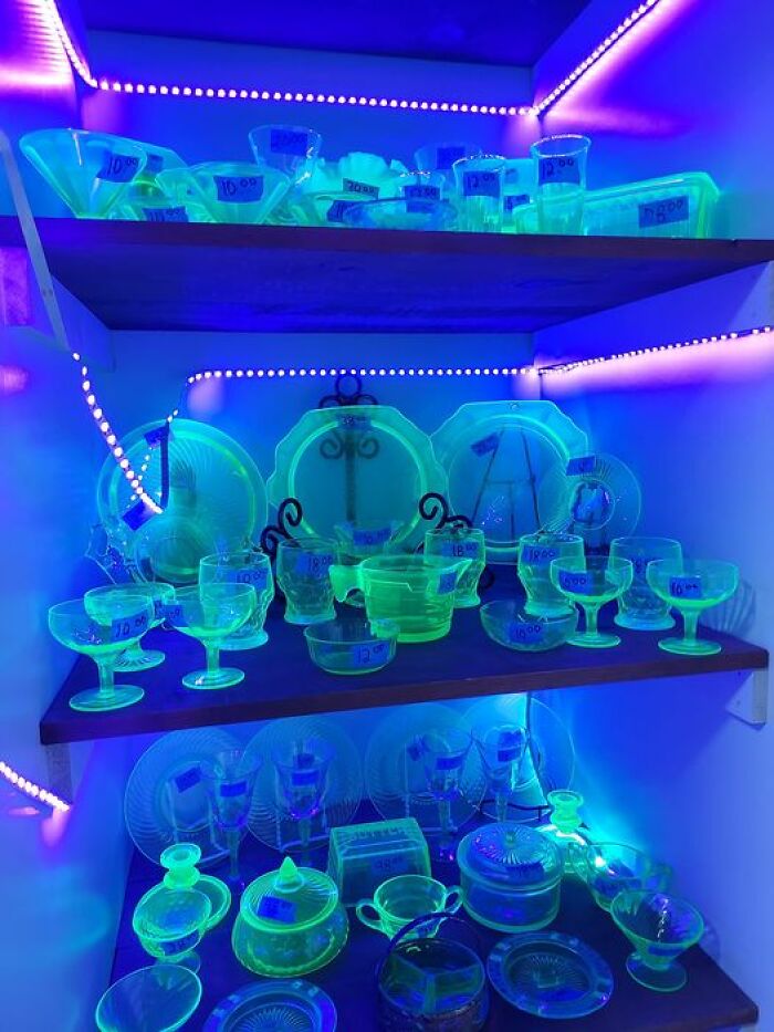 Weird-Secondhand-Finds-Pictures