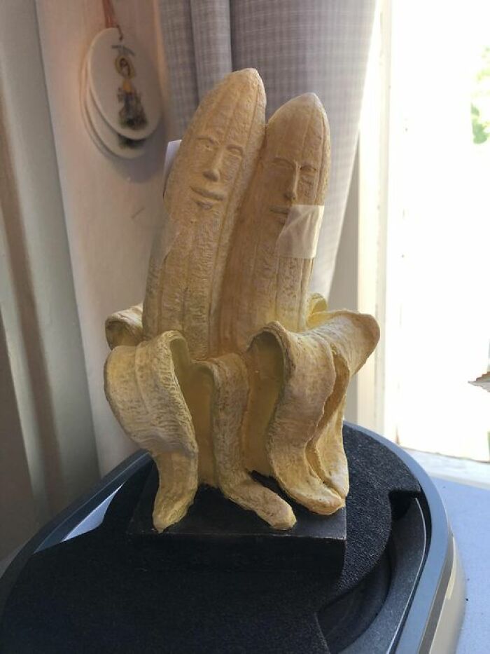 Weird-Secondhand-Finds-Pictures