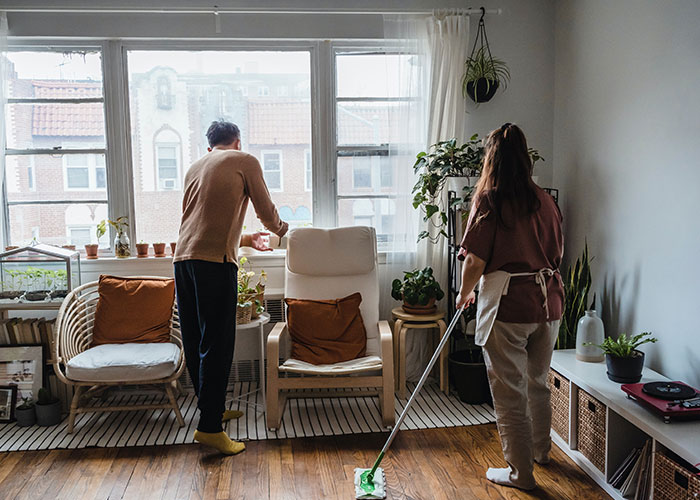 "My Husband Made A Comment That I Do Nothing Around The House. So For Two Days, I Really Did Nothing" "My Husband Made A Comment That I Do Nothing Around The House. So For Two Days, I Really Did Nothing"