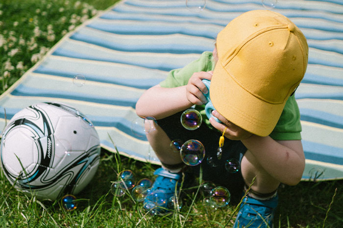 Mom Asks For Advice On How To Deal With Entitled Neighbor Sending Her Unsupervised Child To Her Pool Mom Asks For Advice On How To Deal With Entitled Neighbor Sending Her Unsupervised Child To Her Pool