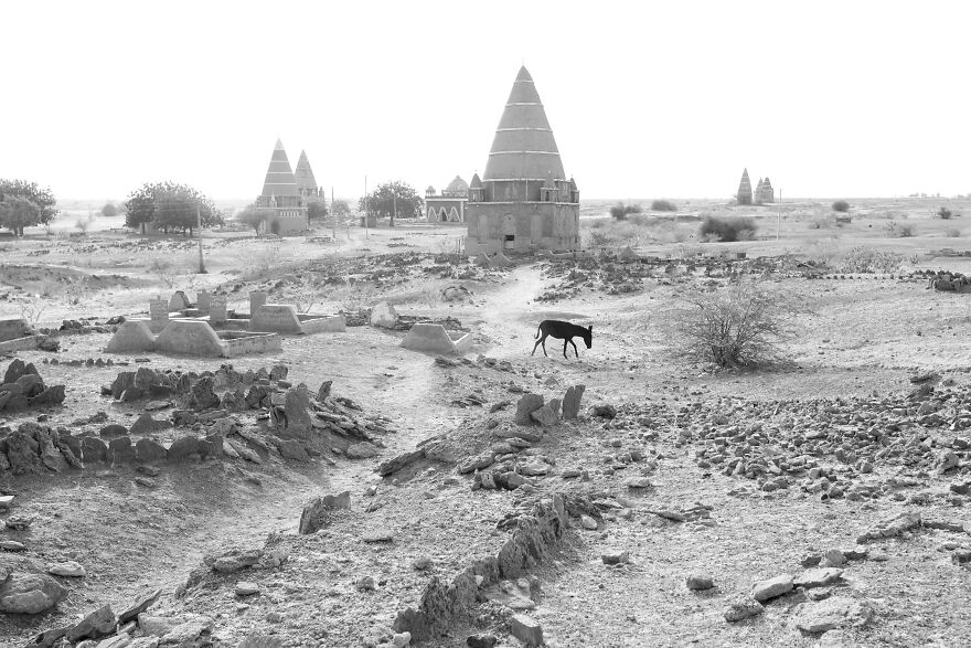 Dancing With The Dead: A Journey Back In Time With The Sufis Of Sudan