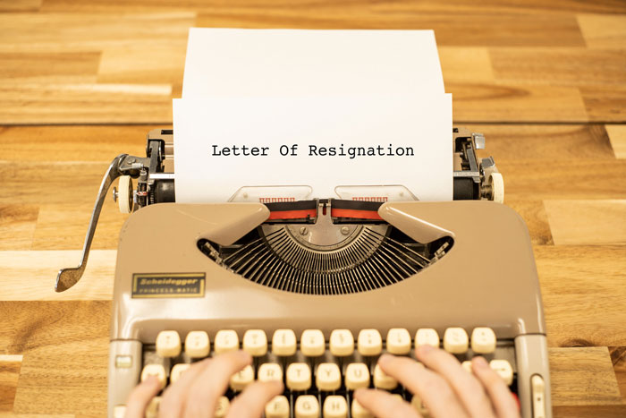 Boss Cuts Employee’s Wage By 40% Without Realizing He’s The Only One Keeping $100K Projects Afloat Boss Cuts Employee’s Wage By 40% Without Realizing He’s The Only One Keeping $100K Projects Afloat
