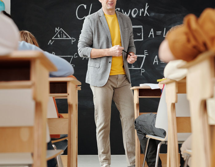 Educator Waits For 20 Minutes After Getting Summoned For An Interview And Then Leaves Educator Waits For 20 Minutes After Getting Summoned For An Interview And Then Leaves