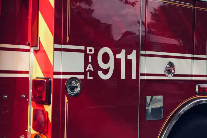 20 Trabajadores de servicios de emergencias comparten consejos que podrían salvar vidas