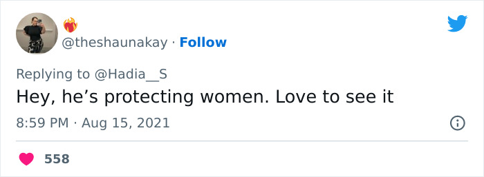 Woman Praises Guy For Giving Her A Note Saying Her Date Is A Red Flag After Listening To Their Convo Woman Praises Guy For Giving Her A Note Saying Her Date Is A Red Flag After Listening To Their Convo