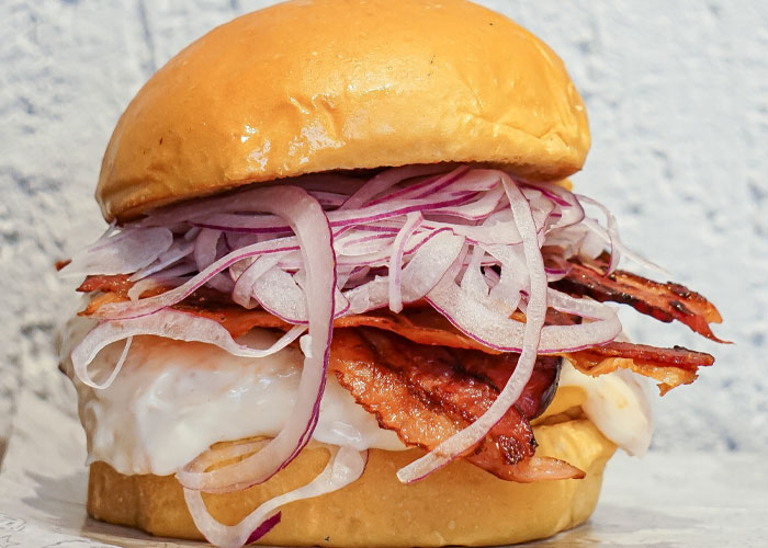 People Are Loving This Chef For Treating Customers’ Ridiculous Requests With Perfect Pettiness