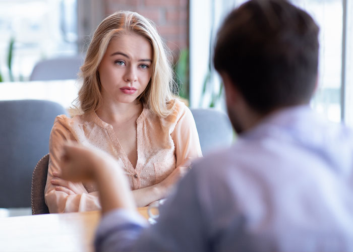 Guy’s Tinder Conversation Goes Viral After He Got Ditched For A Date Idea, Sparking A Debate Guy’s Tinder Conversation Goes Viral After He Got Ditched For A Date Idea, Sparking A Debate