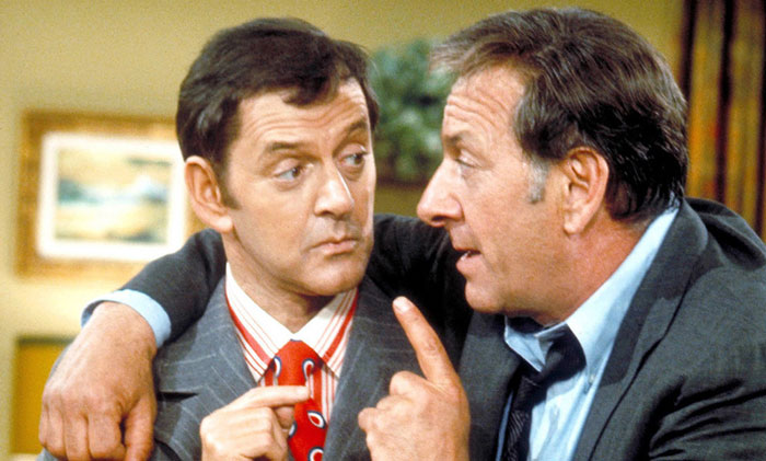 “She Doesn’t Know Basic Corporate Acronyms”: Oblivious Supervisor Reprimands Employee “She Doesn’t Know Basic Corporate Acronyms”: Oblivious Supervisor Reprimands Employee