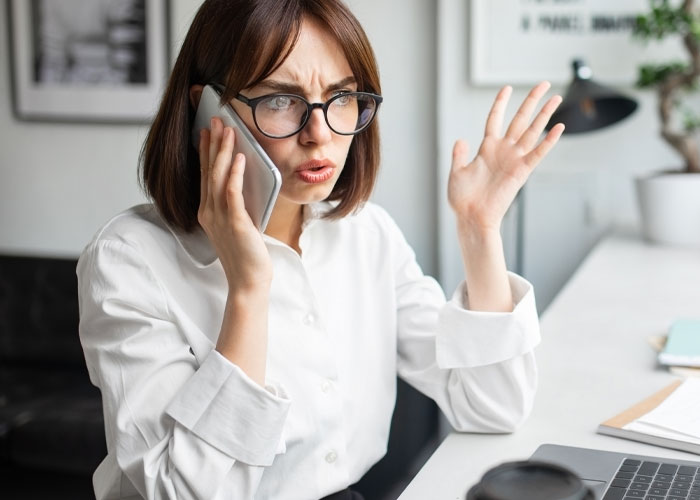 Woman Complains Online About How Hard It Is To Survive On Her Salary, Drama Ensues When Boss Sees It Woman Complains Online About How Hard It Is To Survive On Her Salary, Drama Ensues When Boss Sees It