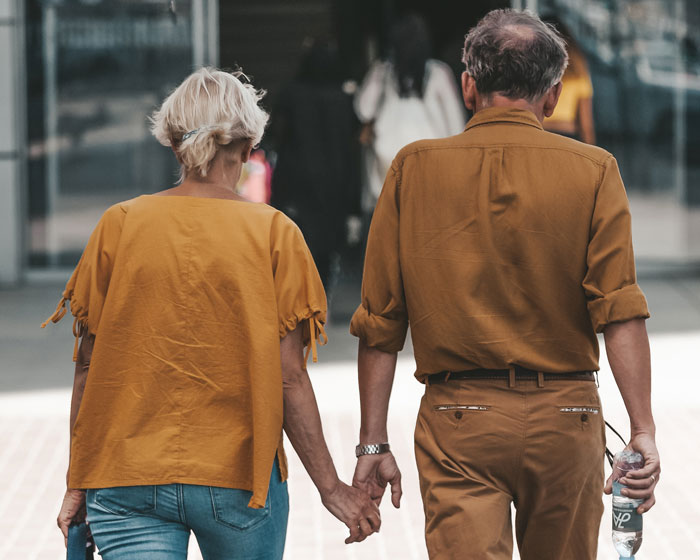 Person Refuses To Help Their ‘Golden’ Child’ Brother As They Had To Make It All On Their Own Person Refuses To Help Their ‘Golden’ Child’ Brother As They Had To Make It All On Their Own