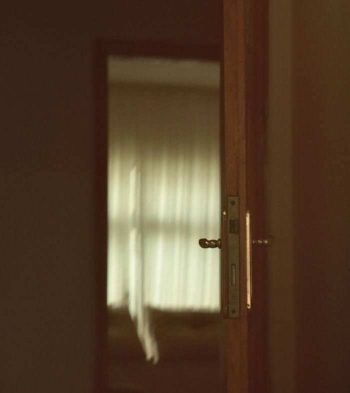 Teen Thinks He’s Being Super Smart Until Plan Fails And He’s Left Without A Bedroom Door Teen Thinks He’s Being Super Smart Until Plan Fails And He’s Left Without A Bedroom Door