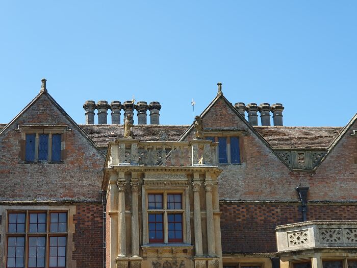 Discover The History And Beauty Of Charlecote Park, Warwickshire (6 Pics)