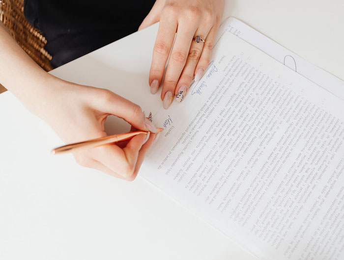 “You Could Hear A Pin Drop”: Wife Calls In-Laws’ Last Name ‘Boring’ Without Thinking Before Speaking “You Could Hear A Pin Drop”: Wife Calls In-Laws’ Last Name ‘Boring’ Without Thinking Before Speaking