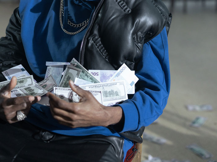 Guy Gets Into A Heated Argument With Formerly Poor Friend About Privilege, Rekindles His Friendship Guy Gets Into A Heated Argument With Formerly Poor Friend About Privilege, Rekindles His Friendship