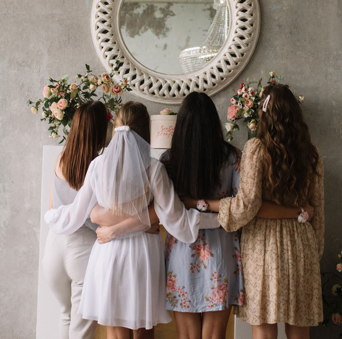 "My Life Was Ruined Because Of An MLM": Woman Livid At Hen Party After Guest Tries MLM Pitch "My Life Was Ruined Because Of An MLM": Woman Livid At Hen Party After Guest Tries MLM Pitch