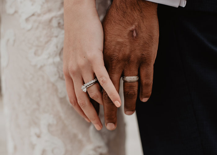 “AITA For Uninviting My Mom From My Wedding?”: Bride Doesn’t Want Her Disabled Sister At Her Wedding, Causing Massive Rift In Family “AITA For Uninviting My Mom From My Wedding?”: Bride Doesn’t Want Her Disabled Sister At Her Wedding, Causing Massive Rift In Family