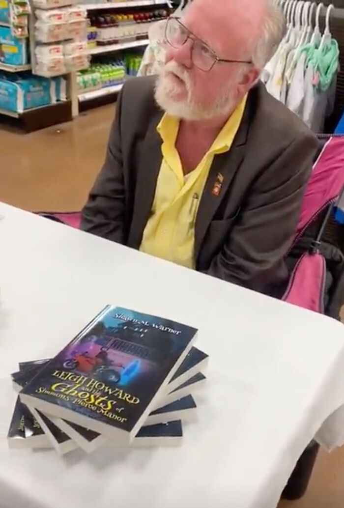 “Defeated” Author Becomes An Overnight Sensation After A TikTok Of Him Goes Viral “Defeated” Author Becomes An Overnight Sensation After A TikTok Of Him Goes Viral