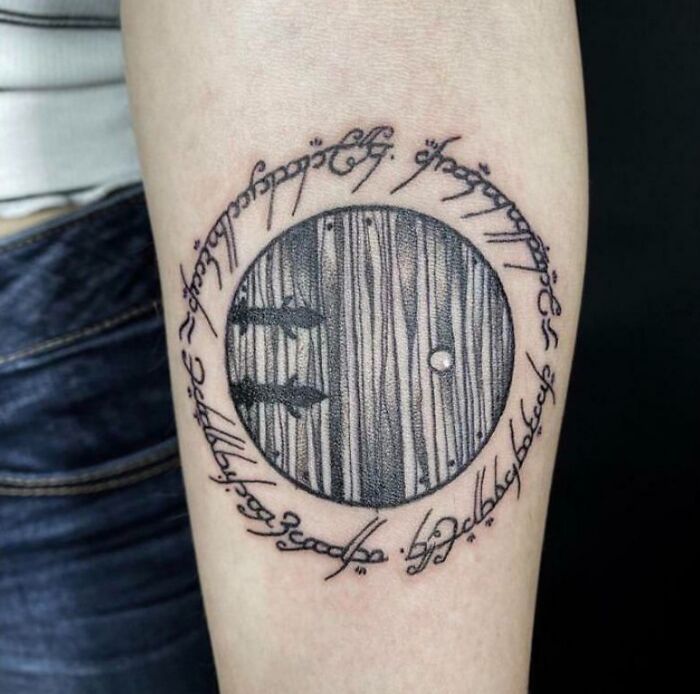 Hobbit's hole door tattoo 