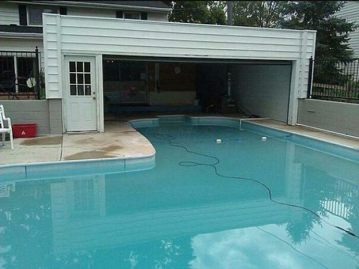 Hay garajes con piscina, en Ohio