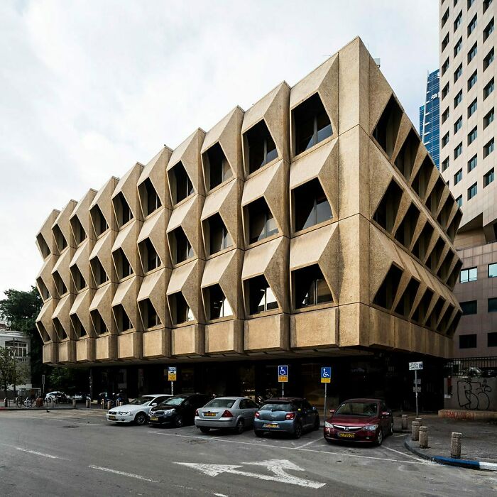 Leumi Bank Building (1969) Tel-Aviv, Israel Architect: Gershon Zippor Photo: Stefano Perego