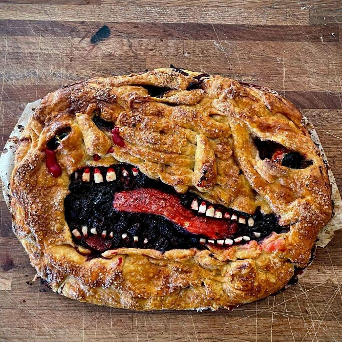 My Friend Asked Me To Bake A Pie For His Wife's Birthday. I Made Them This