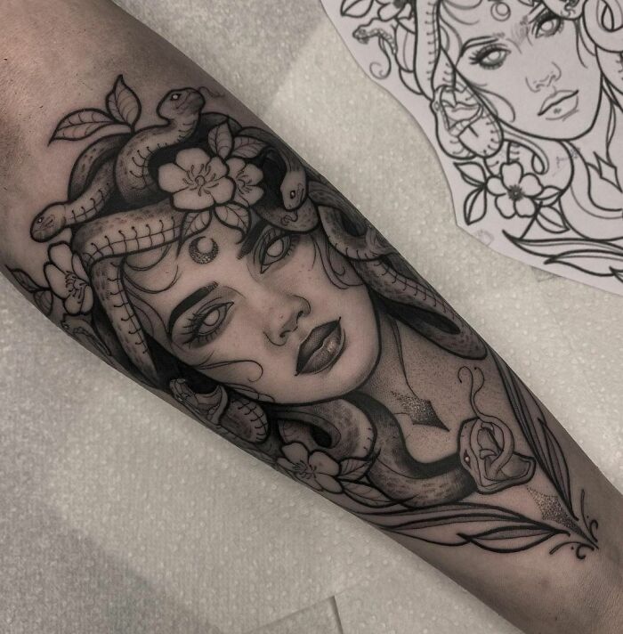 Medusa with flowers tattoo 