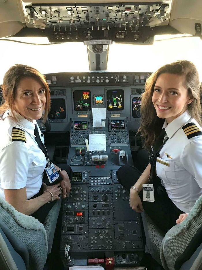 “We Made History As The First Mother-Daughter Crew At Skywest Airlines.”